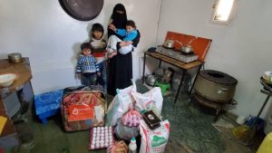 packs de alimentación para las familias, Yemen
