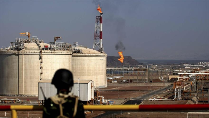 Planta de gas natural en Yemen